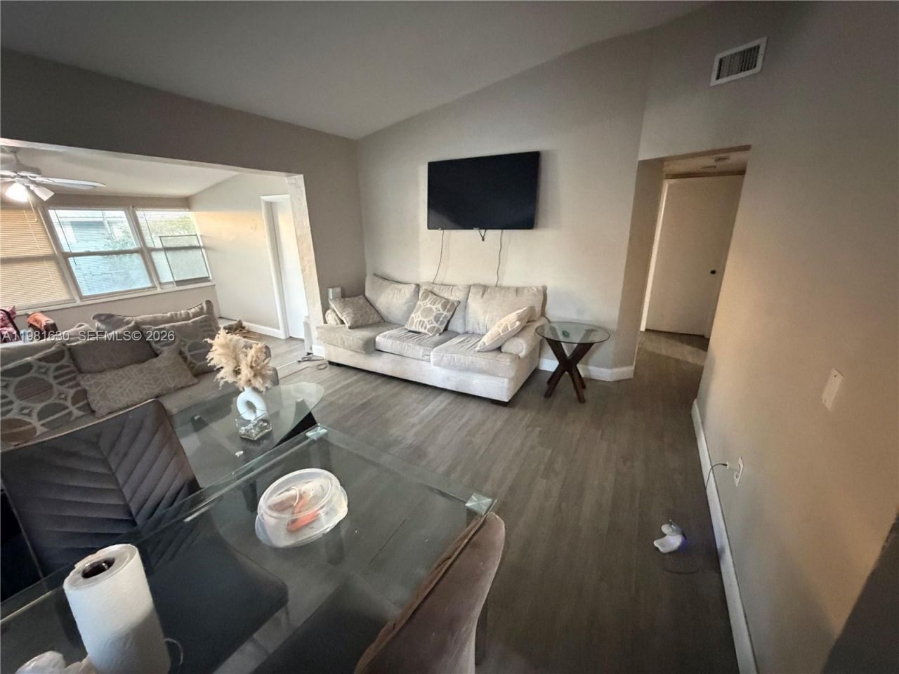 354 NE 173rd St, North Miami Beach, FL 33162 Photo