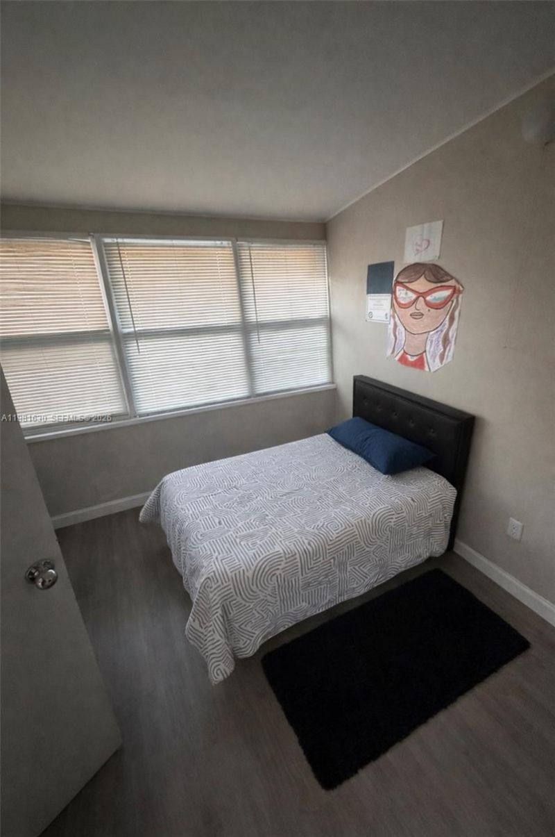 354 NE 173rd St, North Miami Beach, FL 33162 Photo