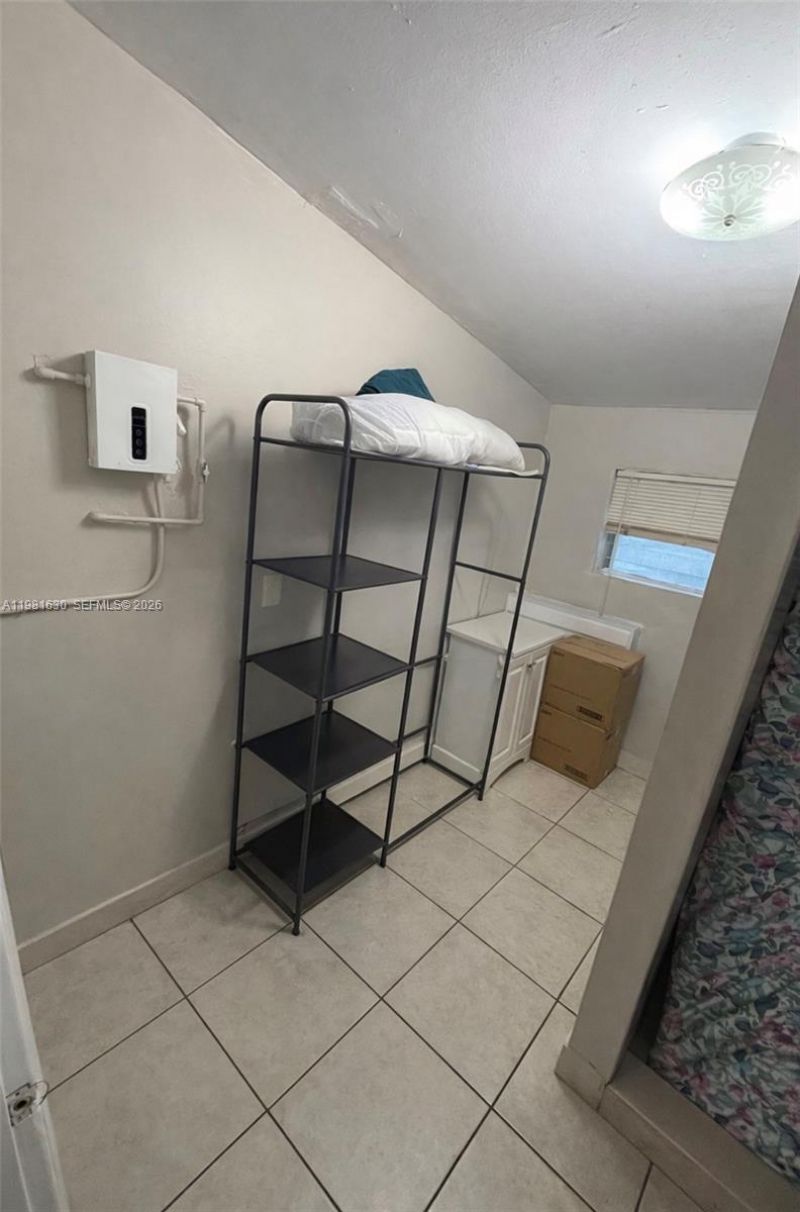 354 NE 173rd St, North Miami Beach, FL 33162 Photo