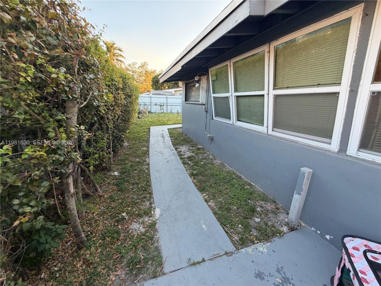 354 NE 173rd St, North Miami Beach, FL 33162 Photo