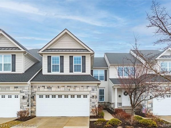 42908 Cardinal Way, Novi, MI 48375