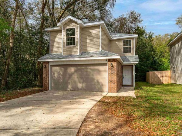 878 Aurelias Pl, Pensacola, FL 32514