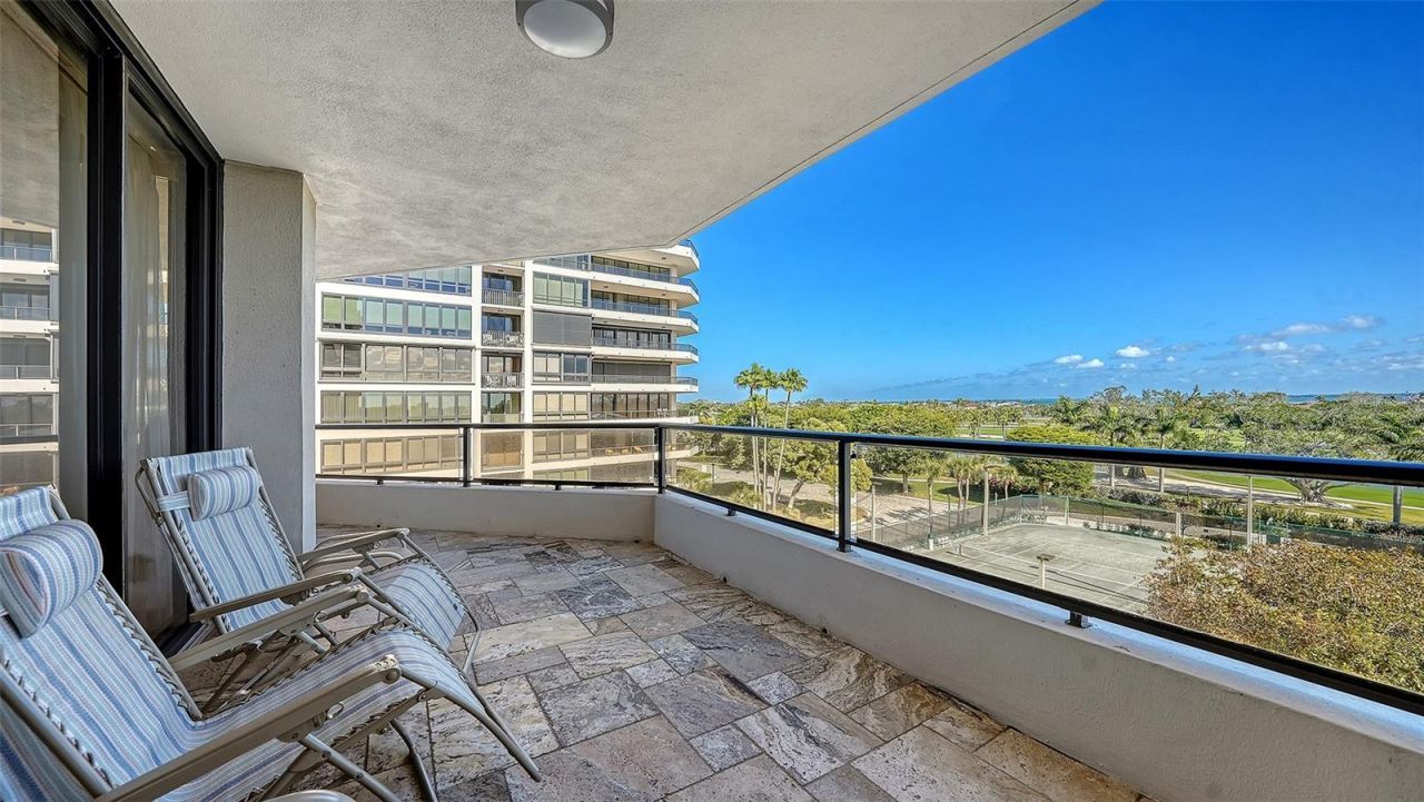 535 Sanctuary Drive, Unit A401, Longboat Key, FL 34228 Photo