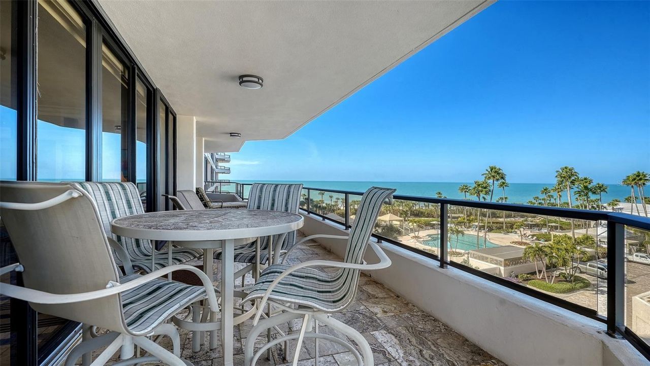 535 Sanctuary Drive, Unit A401, Longboat Key, FL 34228 Photo