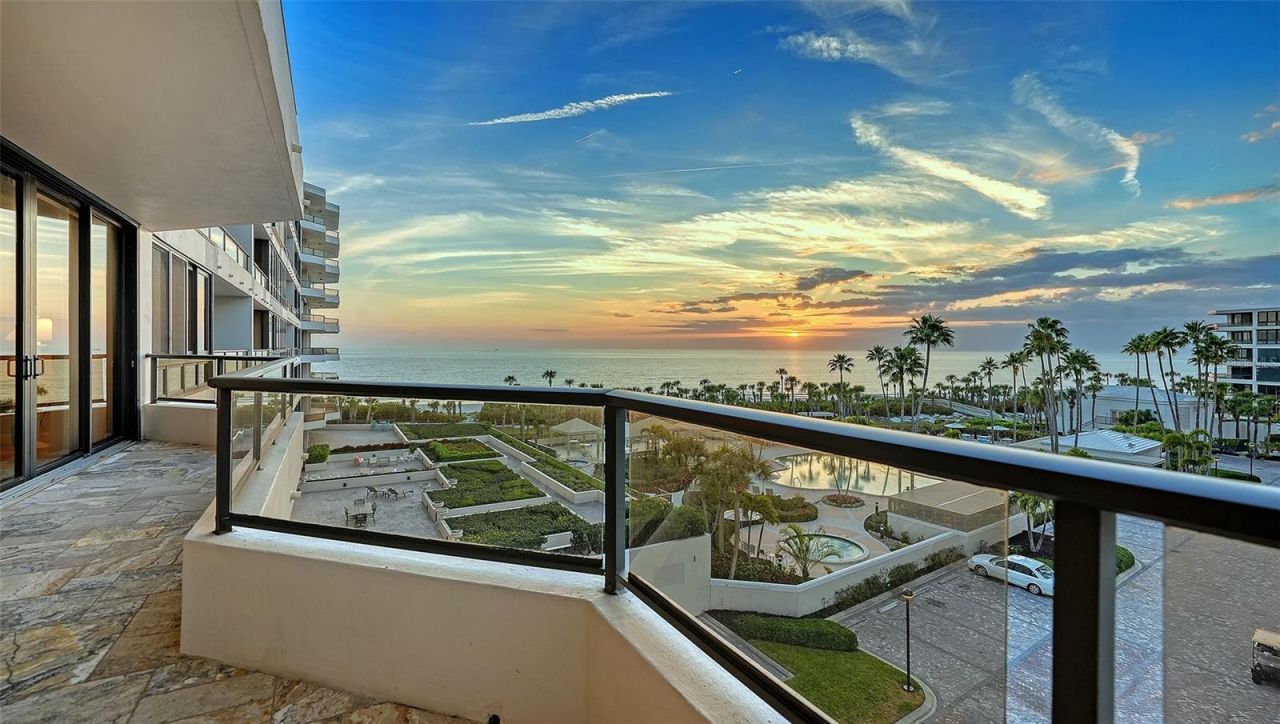 535 Sanctuary Drive, Unit A401, Longboat Key, FL 34228 Photo