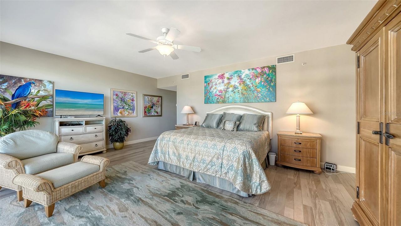 535 Sanctuary Drive, Unit A401, Longboat Key, FL 34228 Photo