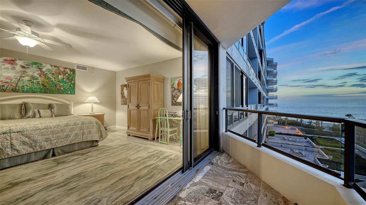 535 Sanctuary Drive, Unit A401, Longboat Key, FL 34228 Photo