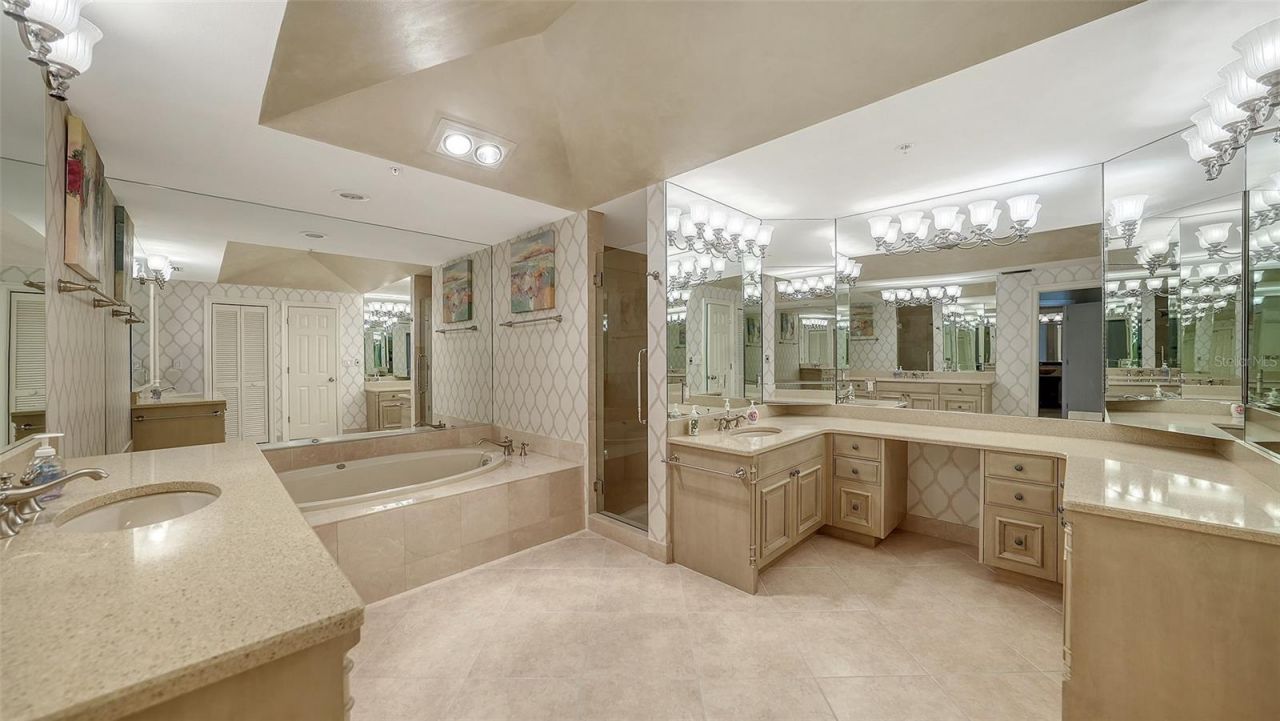 535 Sanctuary Drive, Unit A401, Longboat Key, FL 34228 Photo