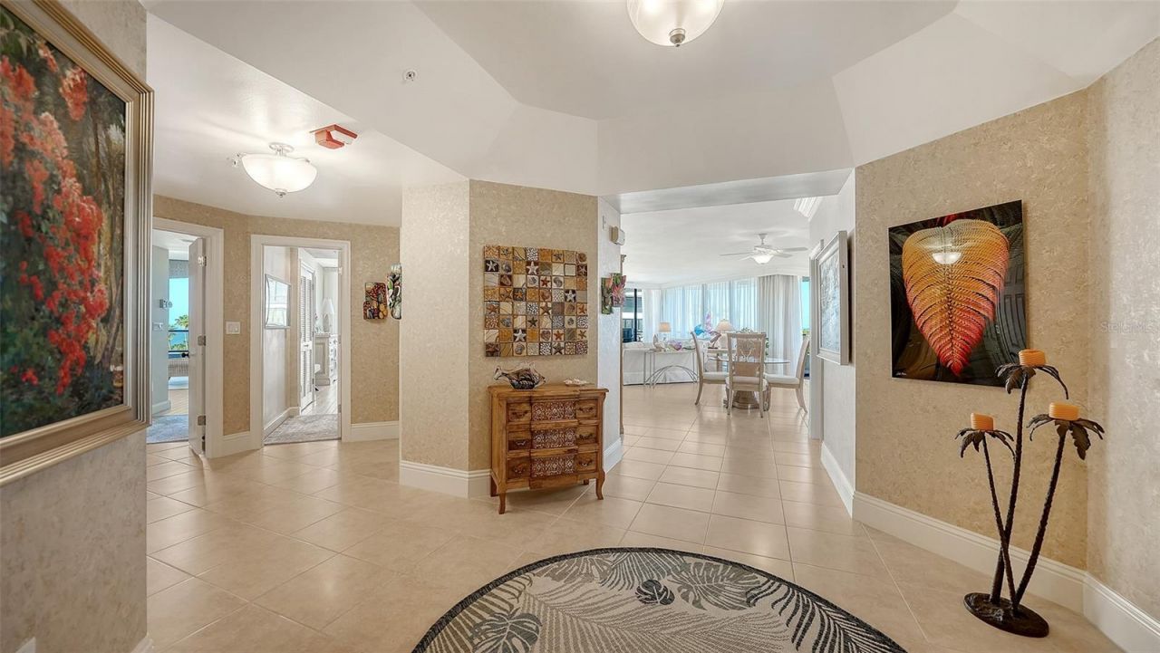 535 Sanctuary Drive, Unit A401, Longboat Key, FL 34228 Photo
