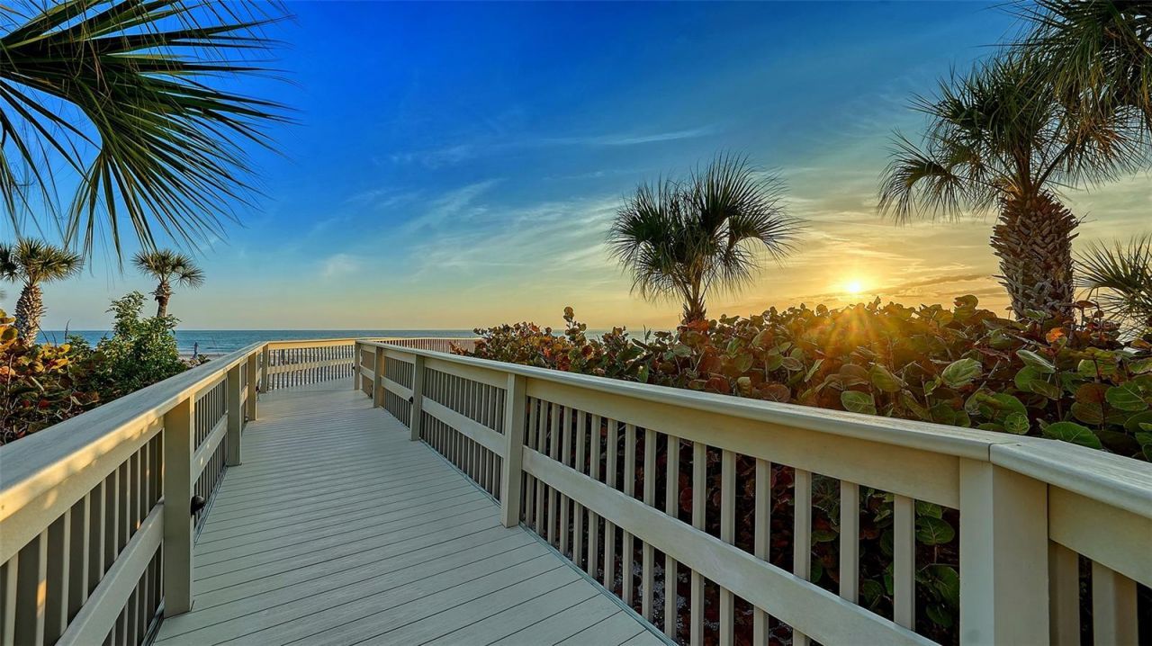 535 Sanctuary Drive, Unit A401, Longboat Key, FL 34228 Photo