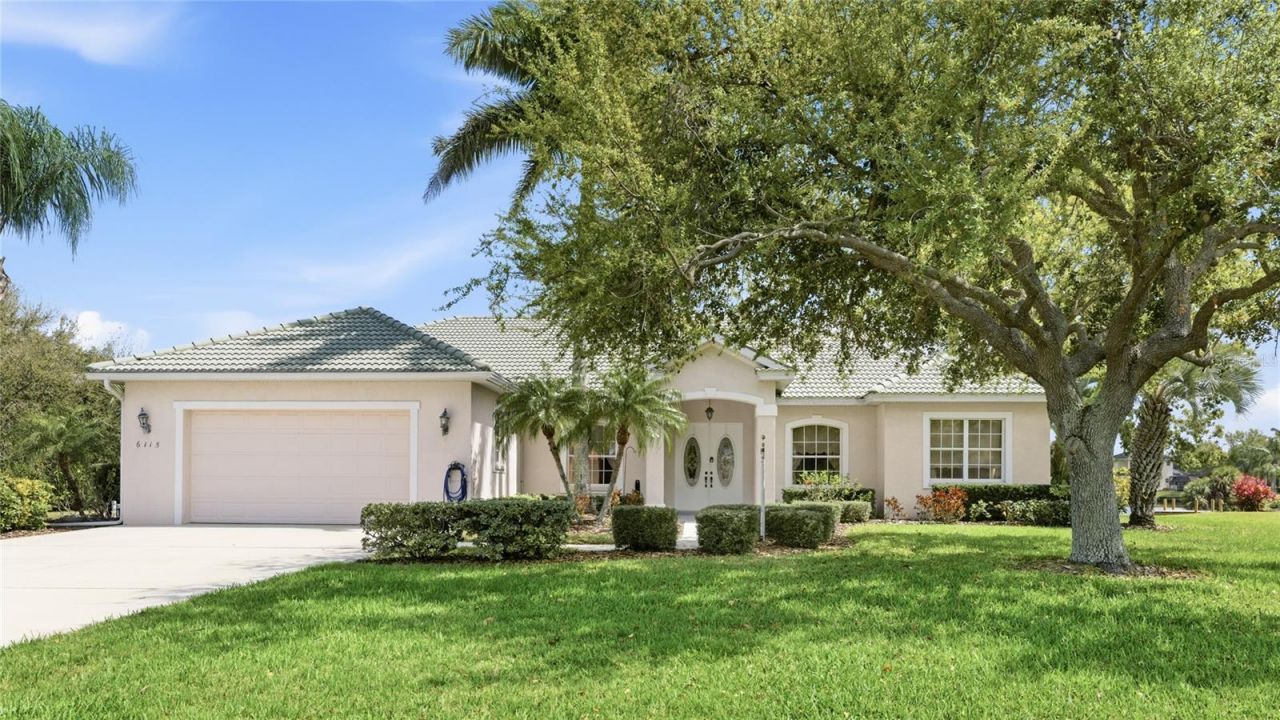 6115 9th Avenue Circle Ne, Bradenton, FL 34212 Photo