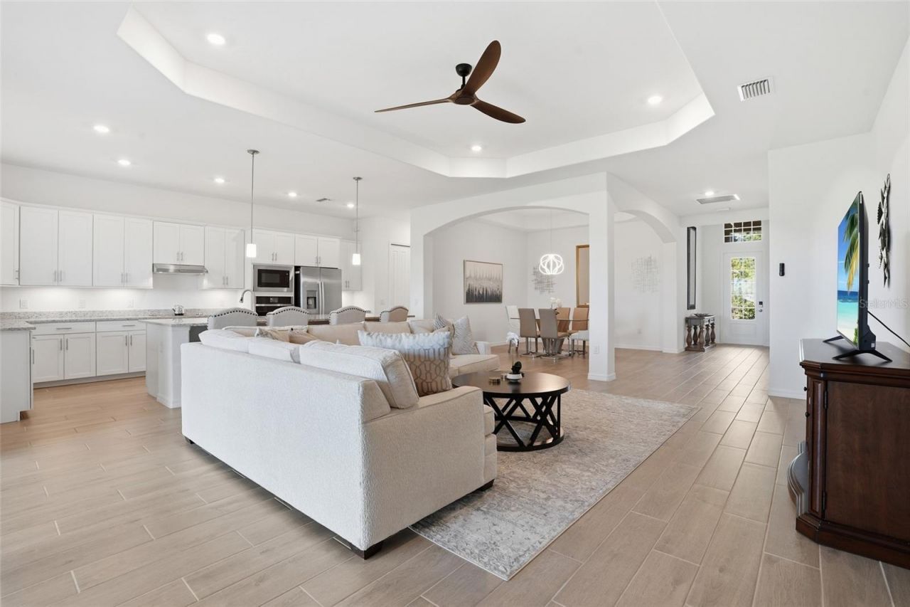 14413 Heritage Landing Boulevard, Punta Gorda, FL 33955 Photo