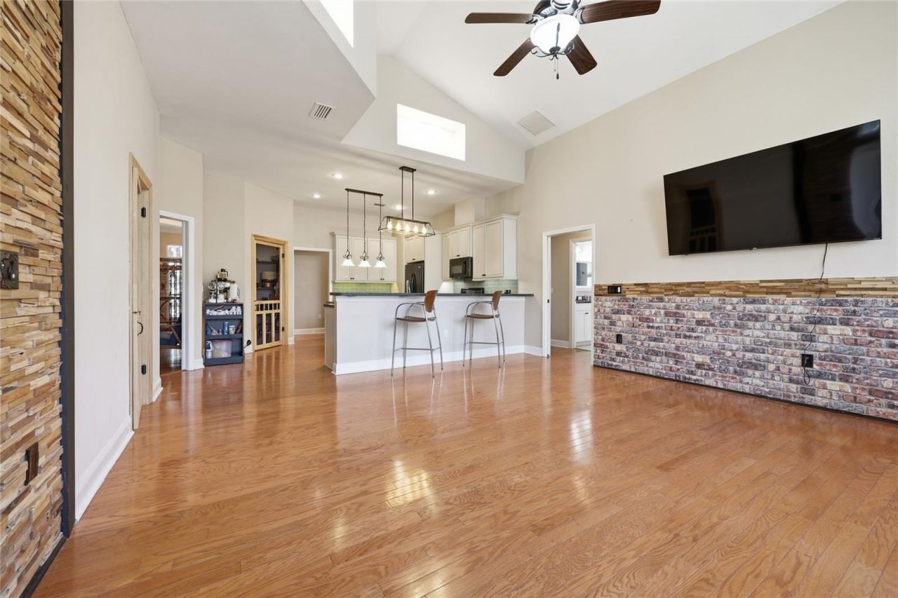 10320 SW 17th Place , Gainesville, FL 32607 Photo