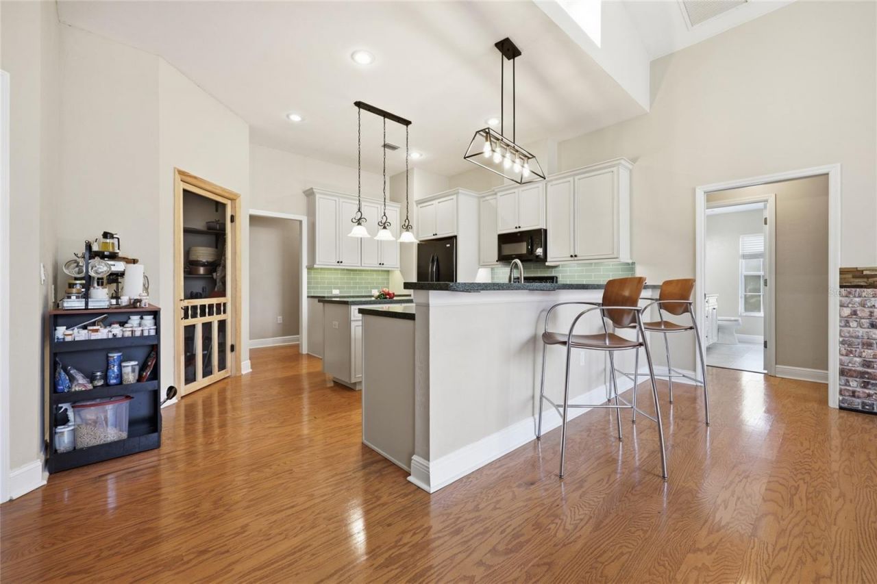 10320 SW 17th Place , Gainesville, FL 32607 Photo