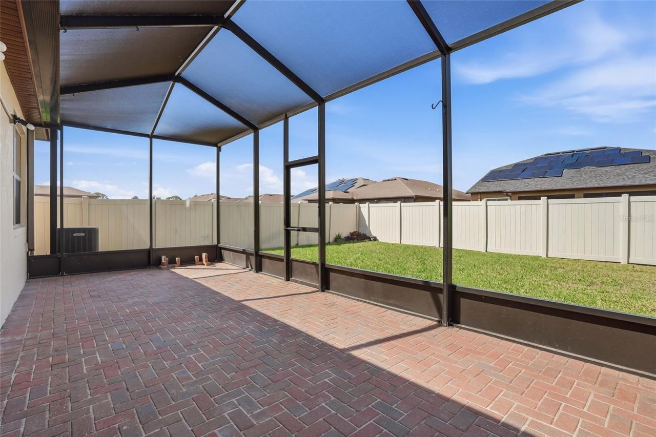 1724 Passage Key Lane, Ruskin, FL 33570 Photo