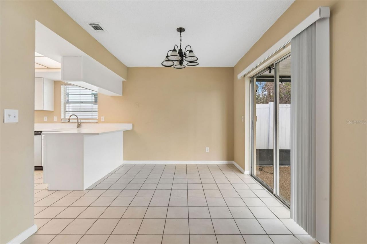 8301 Iberia Place, Tampa, FL 33637 Photo