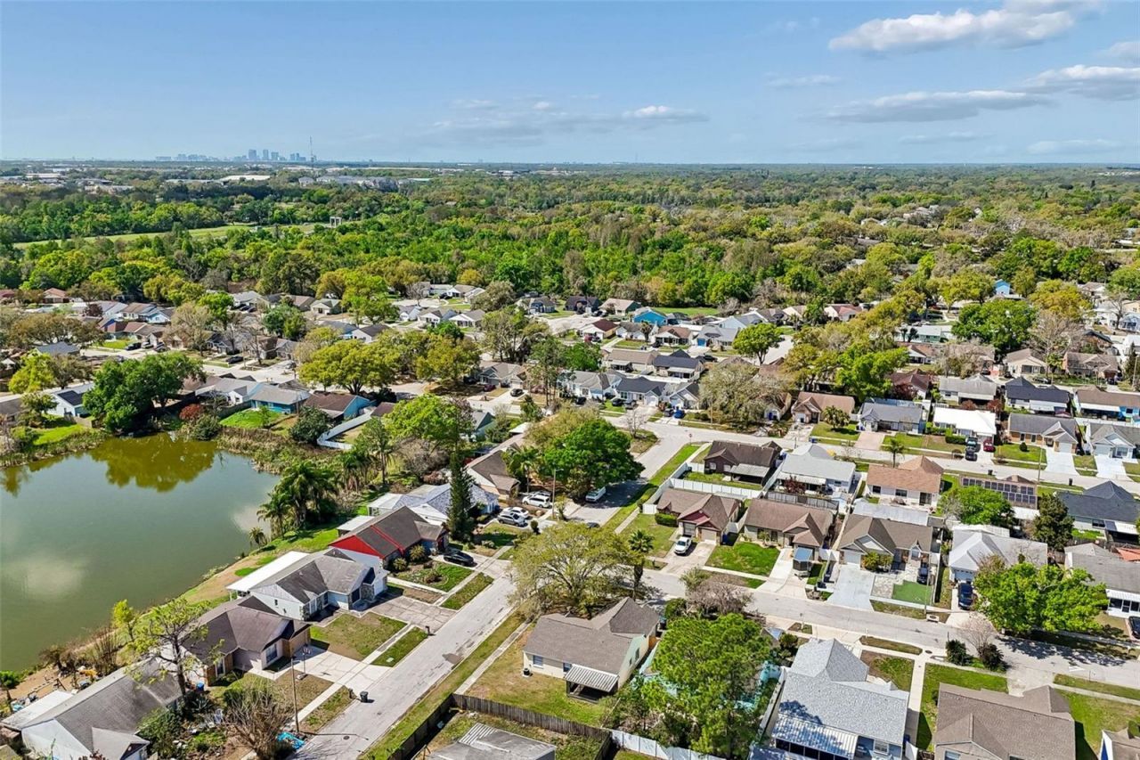 8301 Iberia Place, Tampa, FL 33637 Photo