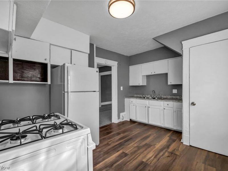 3198 E 118th Street, Cleveland, OH 44120 Photo 12