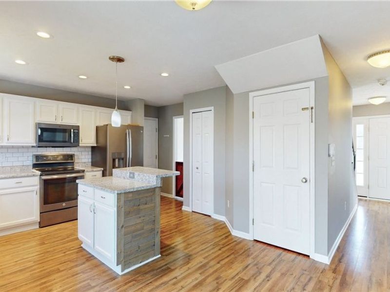 10203 Autumn Circle, Streetsboro, OH 44241 Photo 9