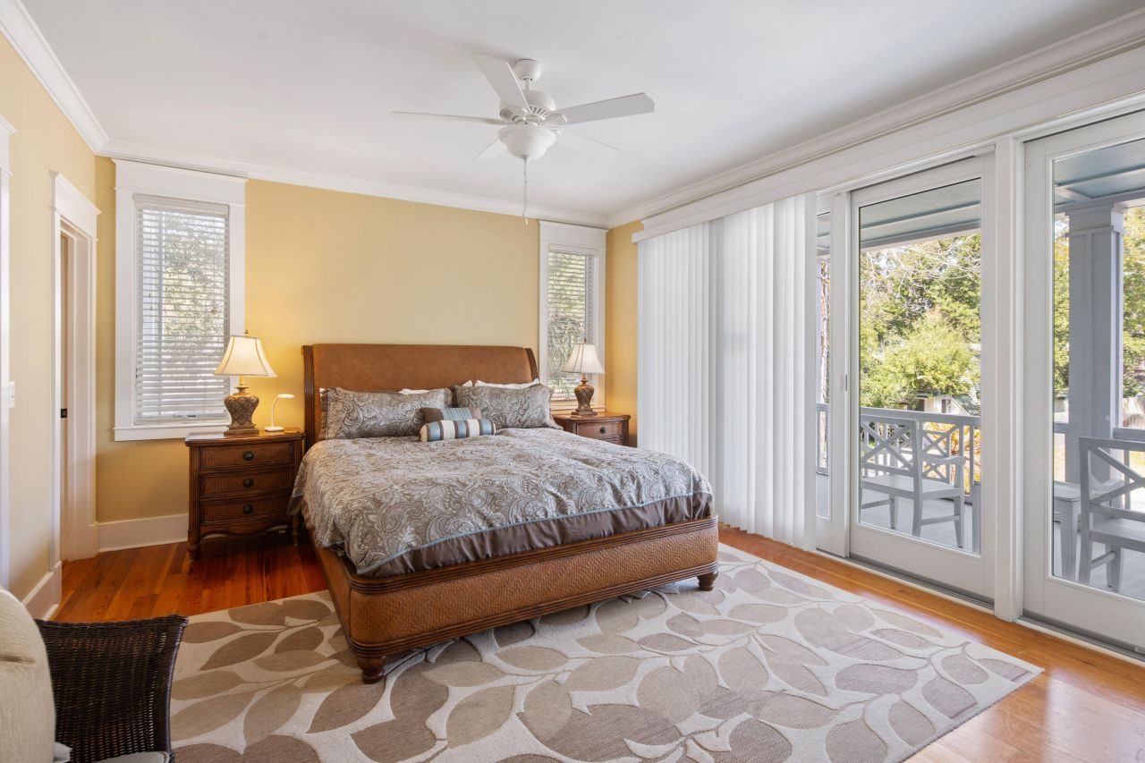 9 24th Avenue Photo 11