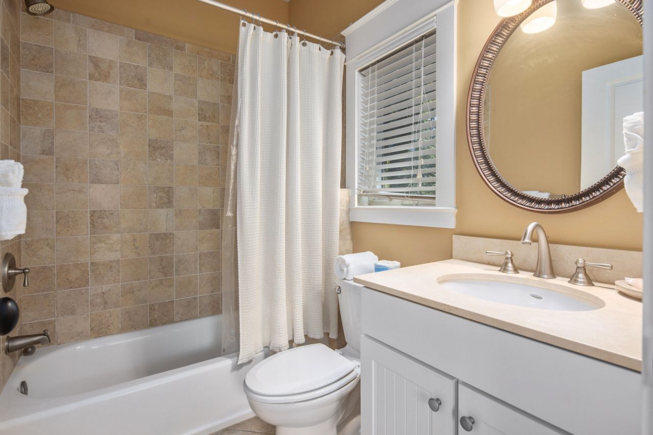 9 24th Avenue Photo 21