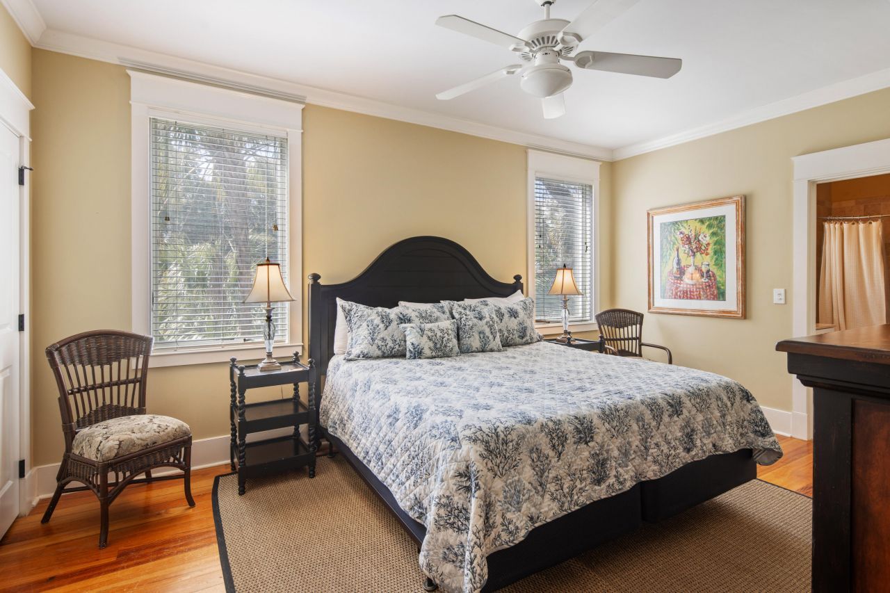 9 24th Avenue Photo 22