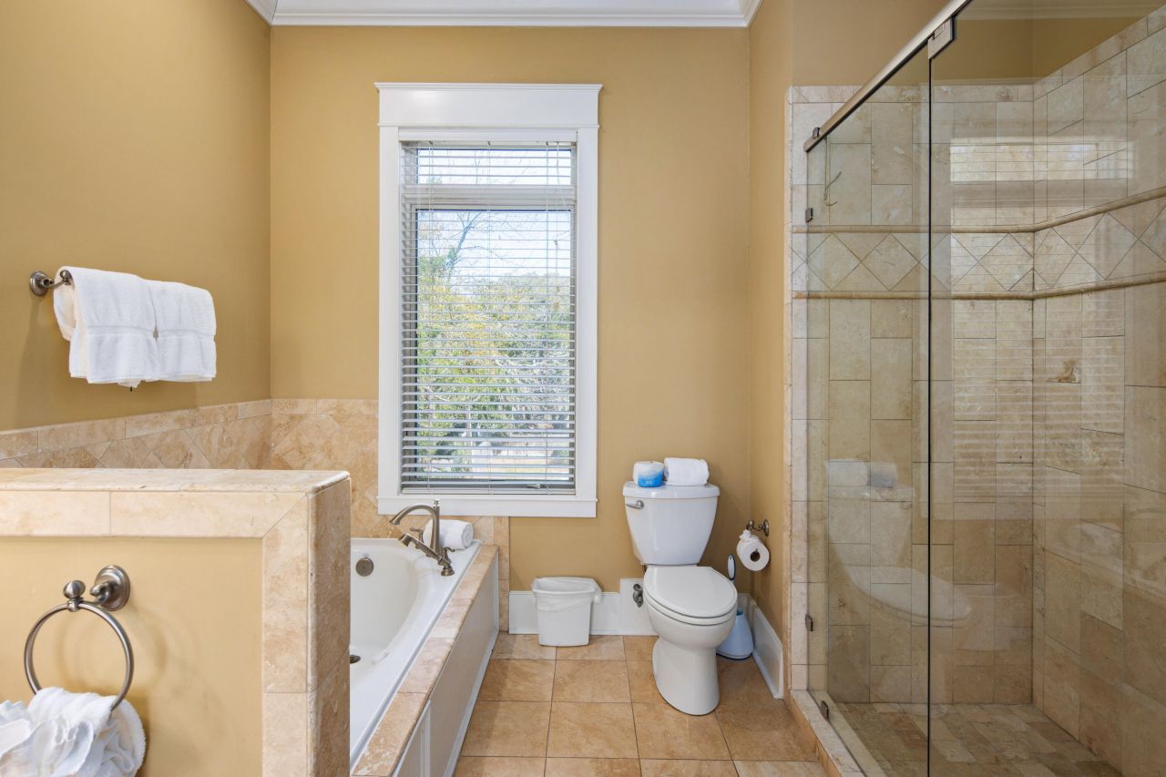 9 24th Avenue Photo 24