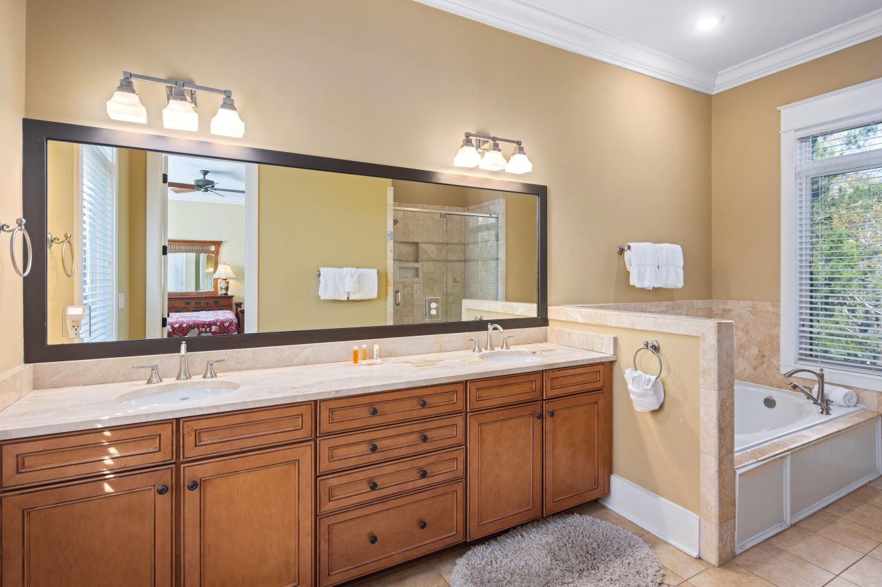 9 24th Avenue Photo 26