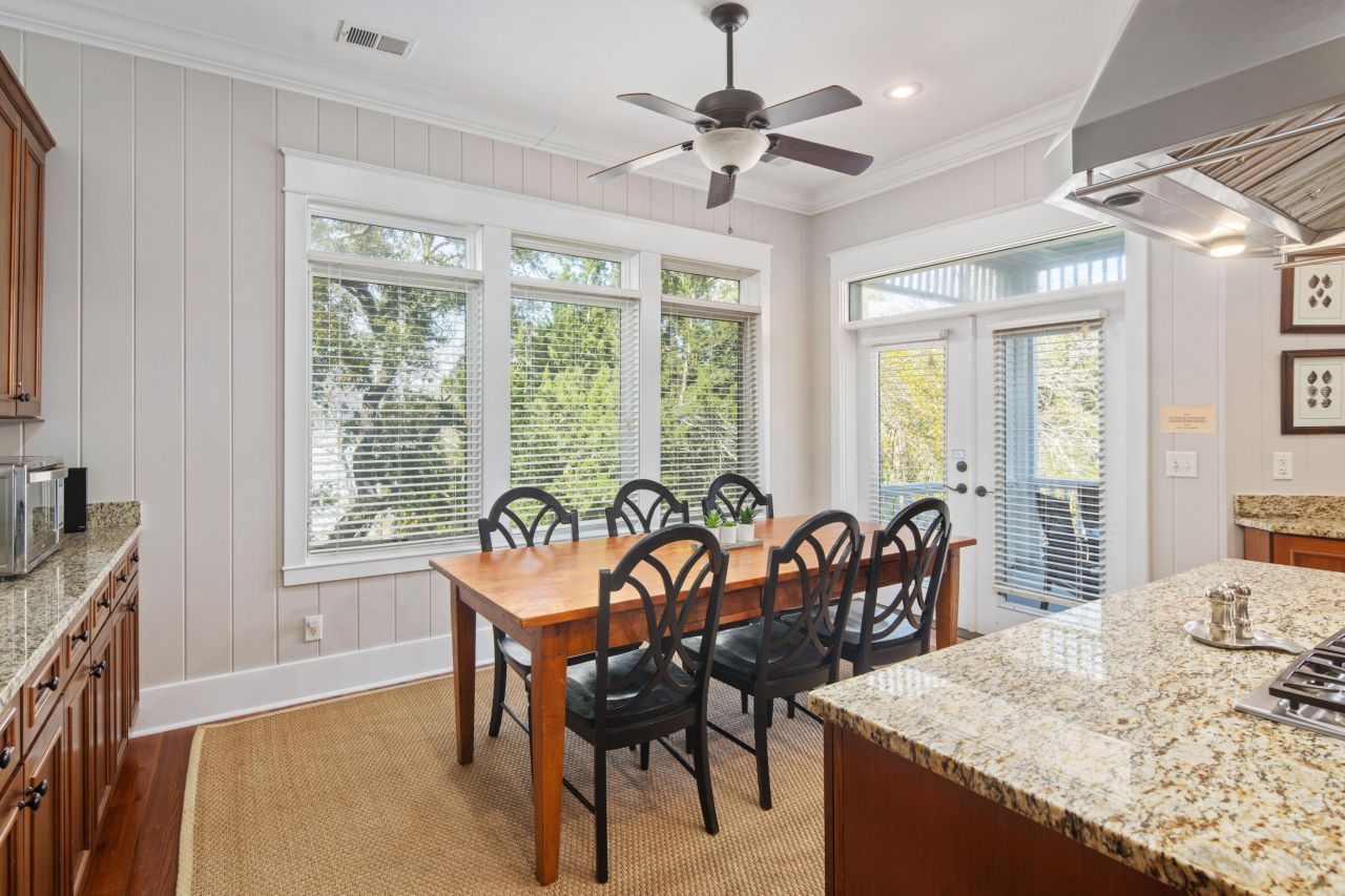 9 24th Avenue Photo 37