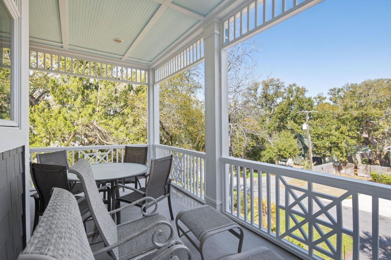 9 24th Avenue Photo 38