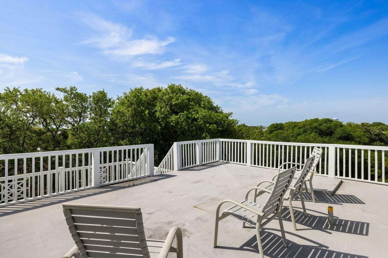 9 24th Avenue Photo 49