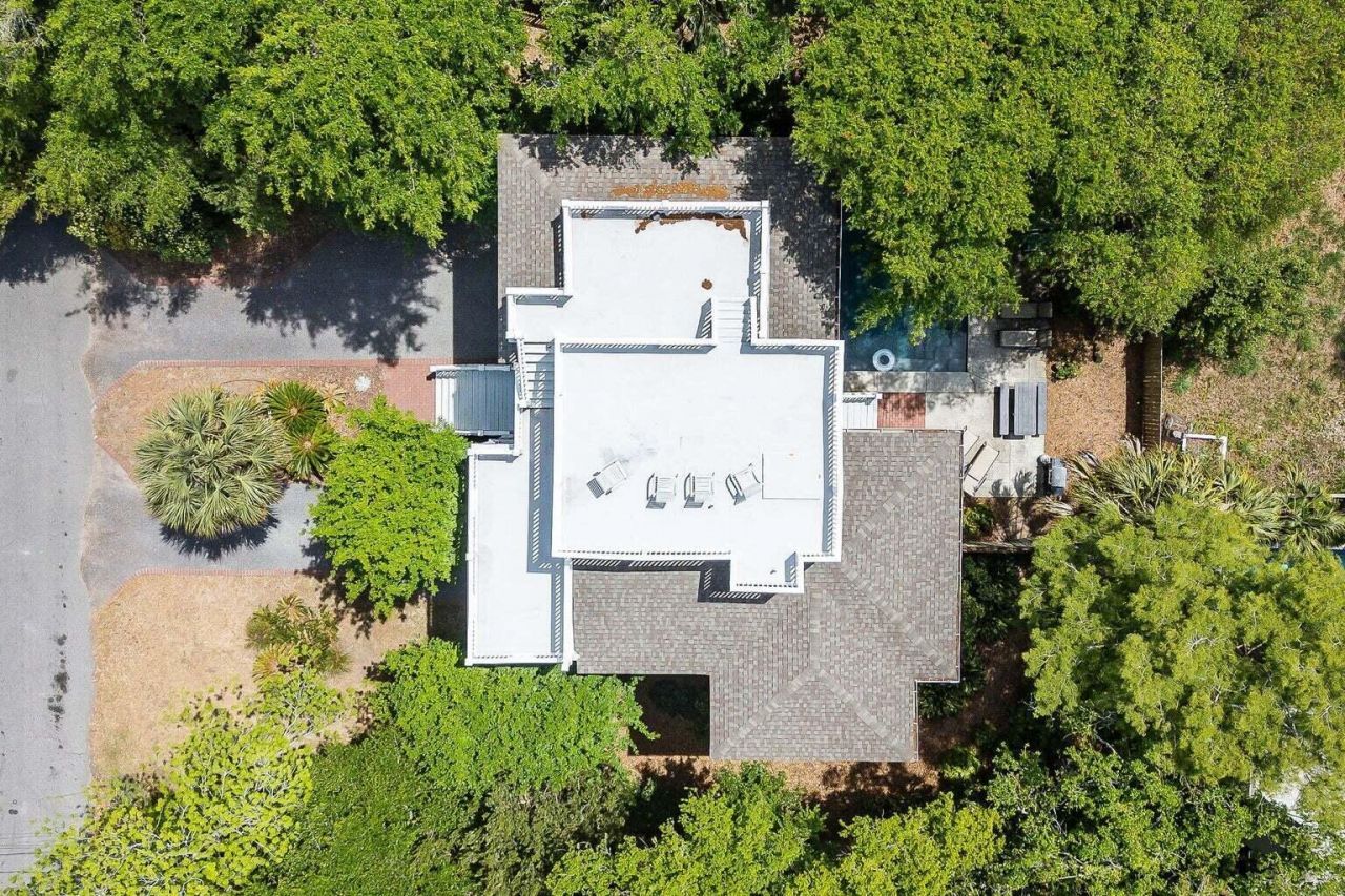 9 24th Avenue Photo 50