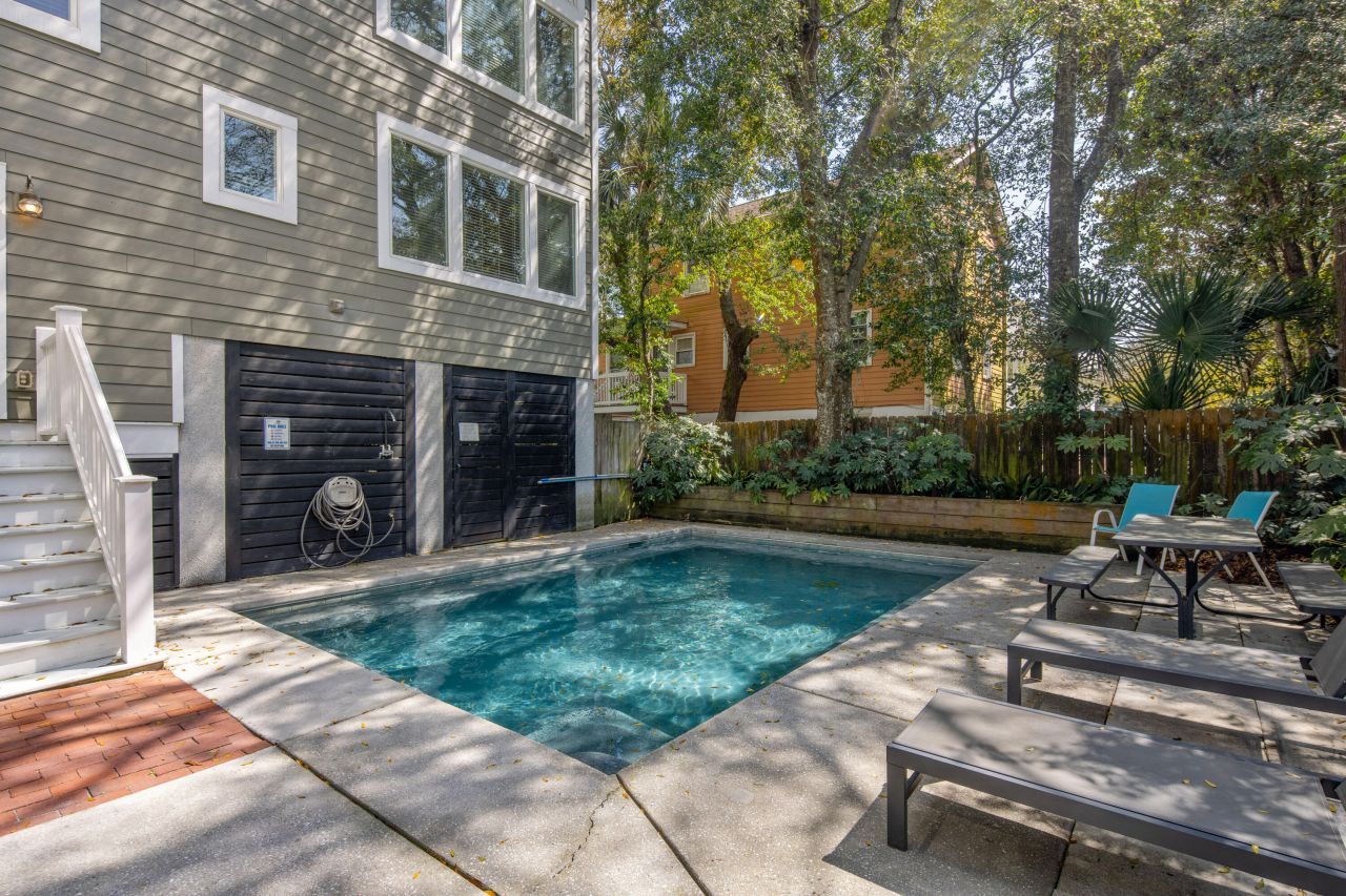 9 24th Avenue Photo 6