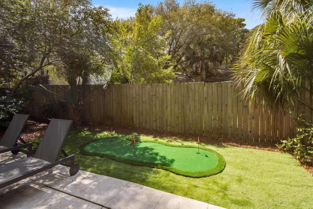 9 24th Avenue Photo 9