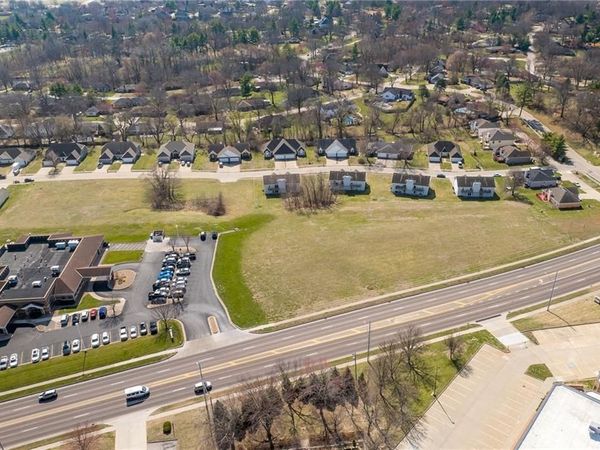 Frederick Avenue, St Joseph, MO 64506