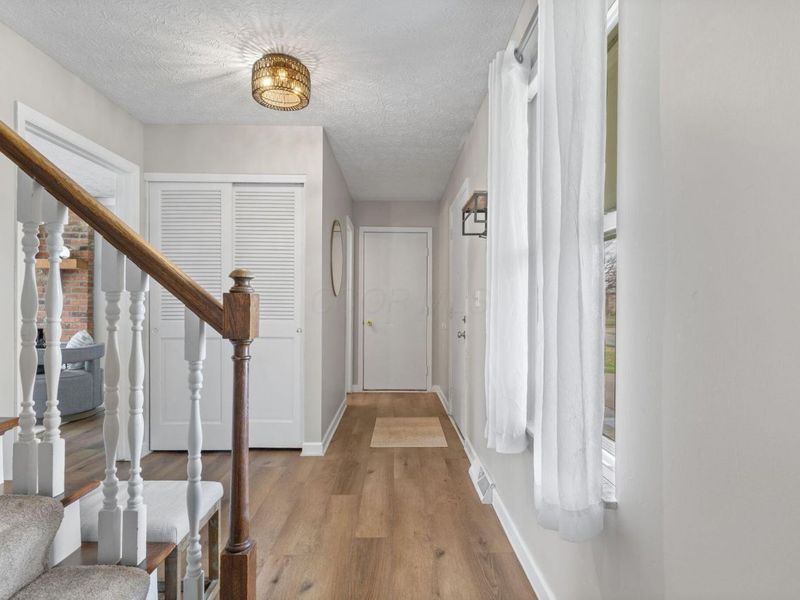 53 Heather Drive, Delaware, OH 43015 Photo 8