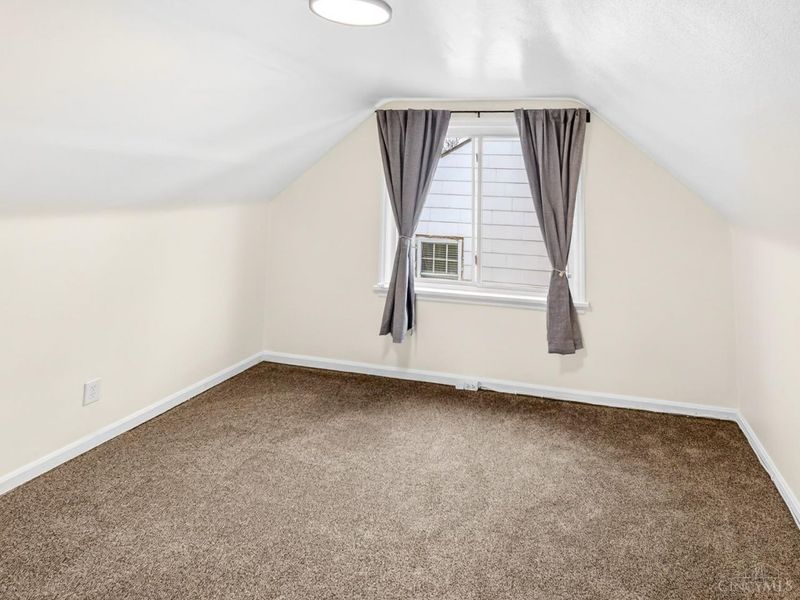 5229 Charloe Street, Cincinnati, OH 45227 Photo 19