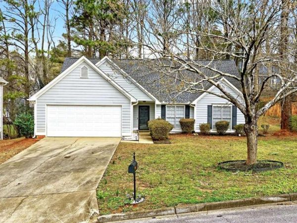 3290 Rock Creek Drive, Rex, GA 30273