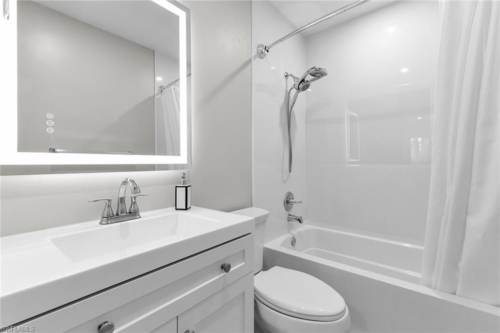 5245 Treetops Dr, Naples, FL 34113 Photo