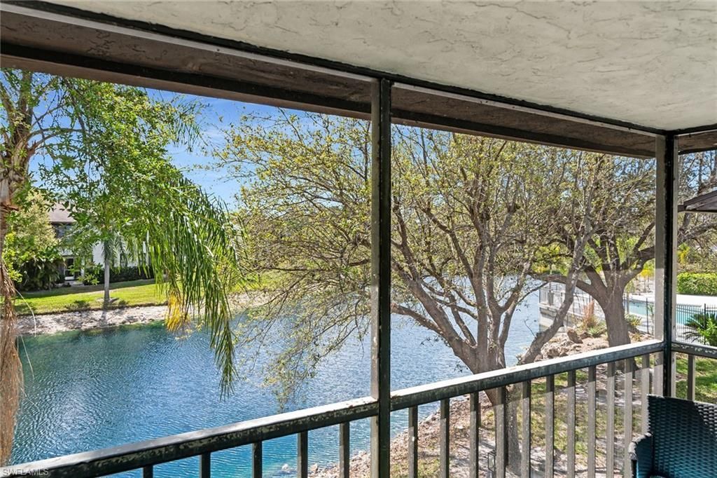 5245 Treetops Dr, Naples, FL 34113 Photo