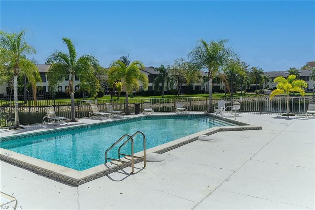 5245 Treetops Dr, Naples, FL 34113 Photo