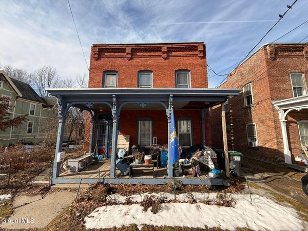 68 High Street, Hoosick Falls, NY 12090