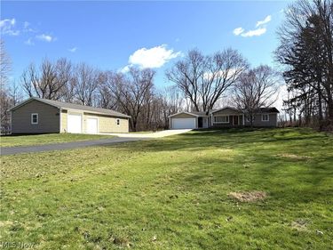 8030 Leaver Avenue NW, Canal Fulton, OH 44614