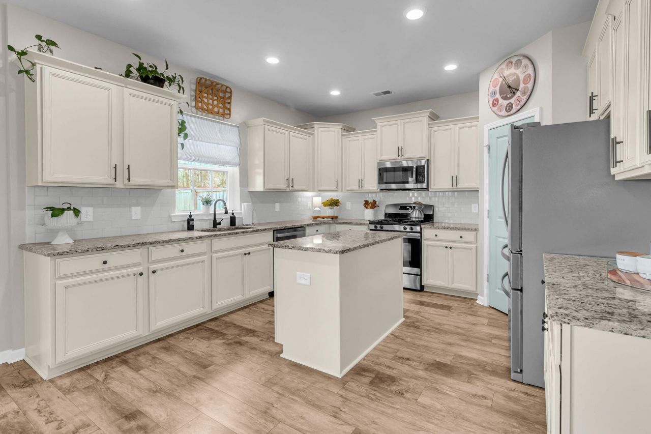 9802 Boxelder Court Photo 13