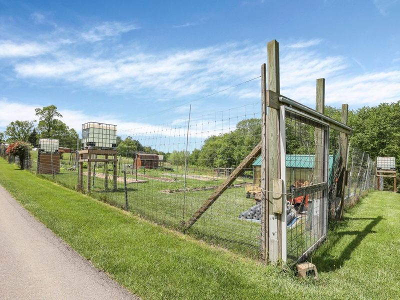 1893 Beaver Lane , Sugar Grove, OH 43155 Photo 62