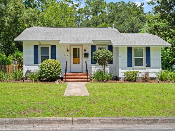 716 NE 10th Ave, Gainesville, FL 32601