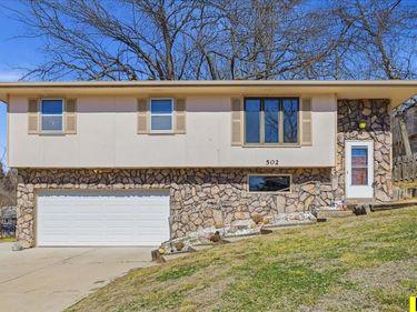 502 Timber Circle, Crescent, IA 51526