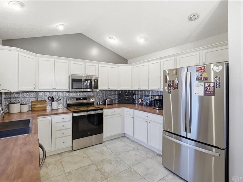 6536 Bellow Court, Waynesville, OH 45068 Photo 15