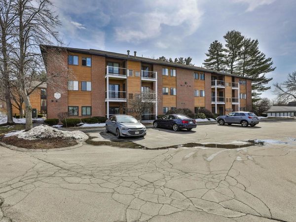 1133 Blackstone Drive, Unit 33, Nashua, NH 03063