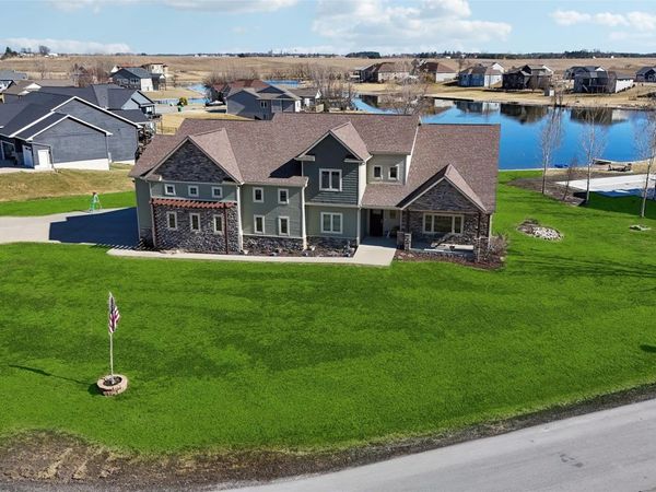 110 Lake Shore Drive, Dallas Center, IA 50063